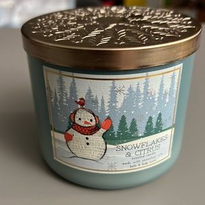White Barn 3 wick candle